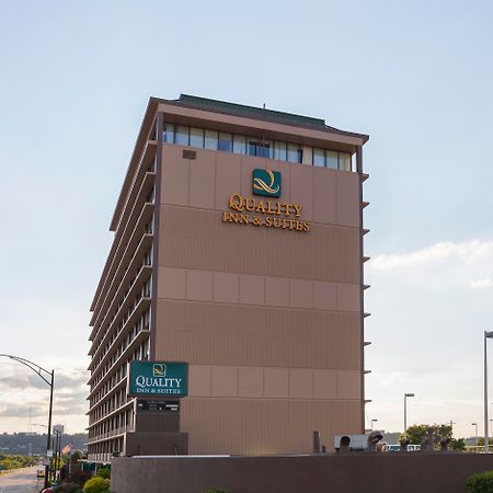 Quality Inn & Suites Cincinnati Exterior foto